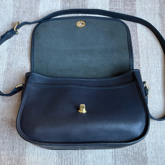 COACH Vintage City Navy Blue Leather Crossbody Shoulder Bag
Handbag Purse 9790 - Picture 7 of 13